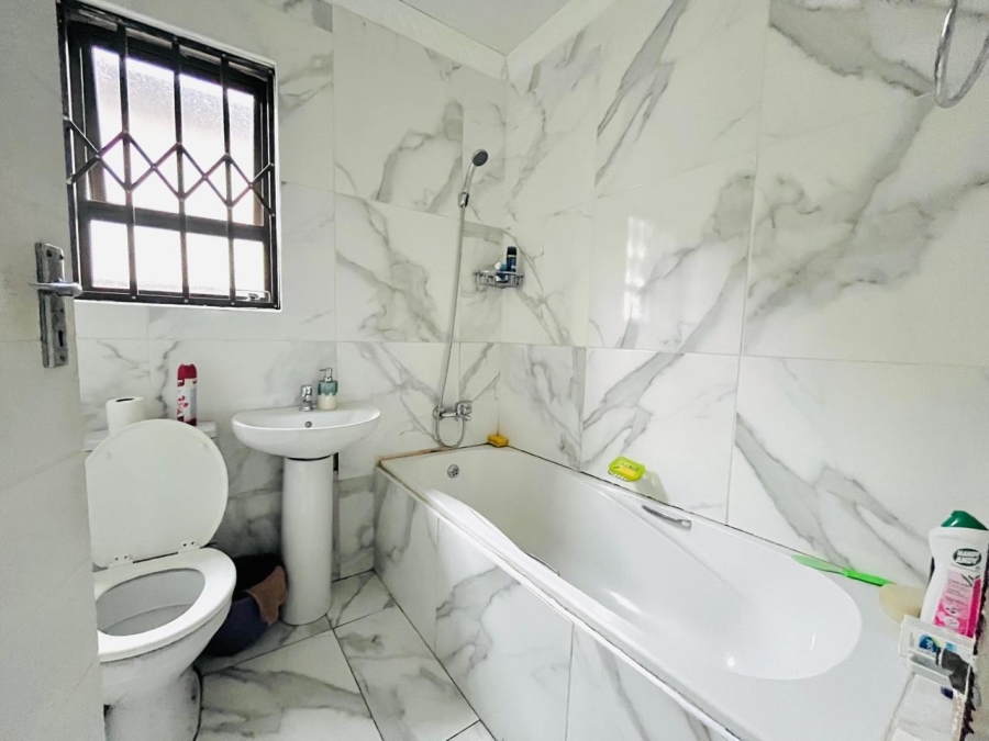 3 Bedroom Property for Sale in Mdantsane Eastern Cape